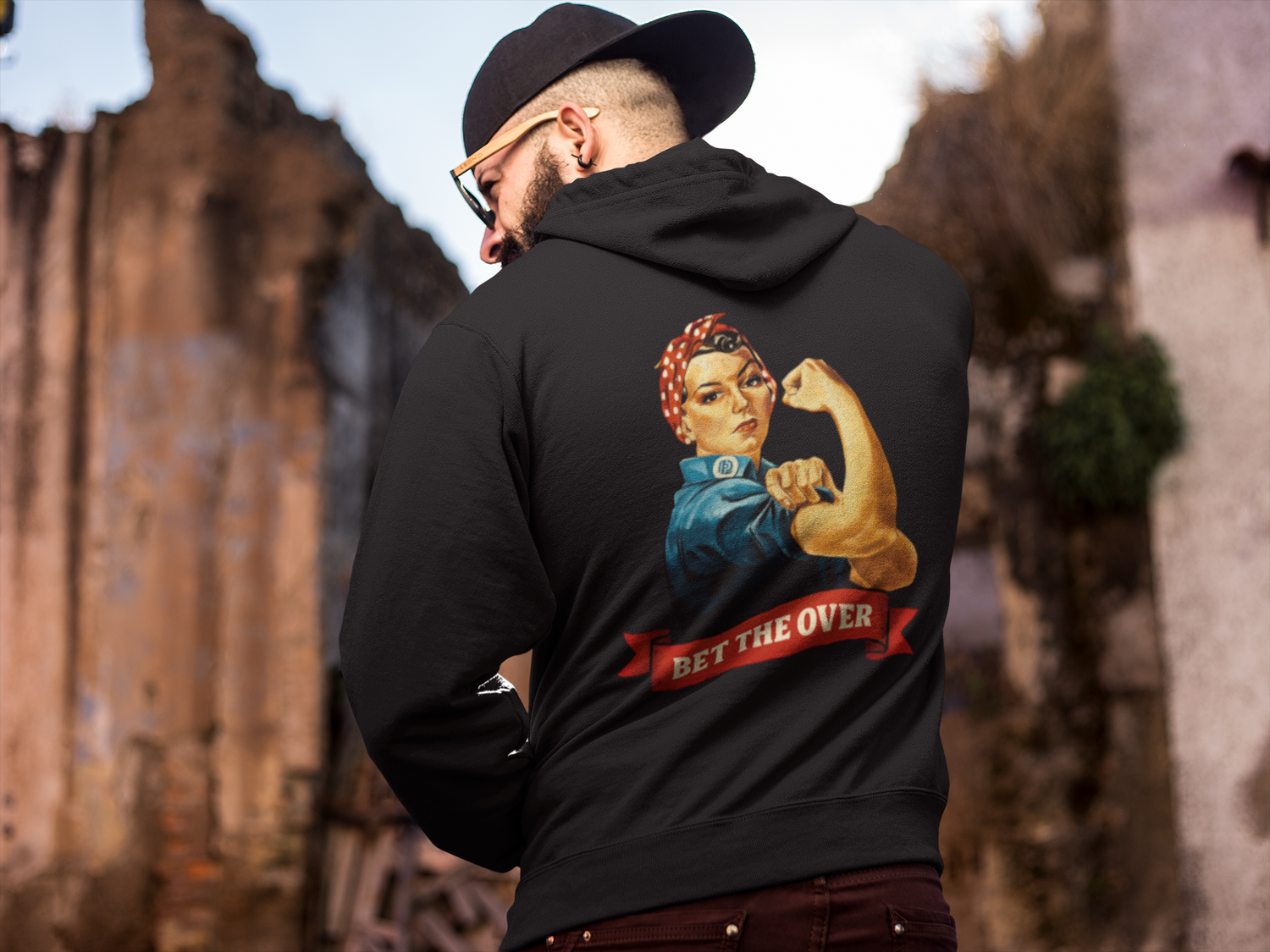 Sports Hoodies & Sweatshirts